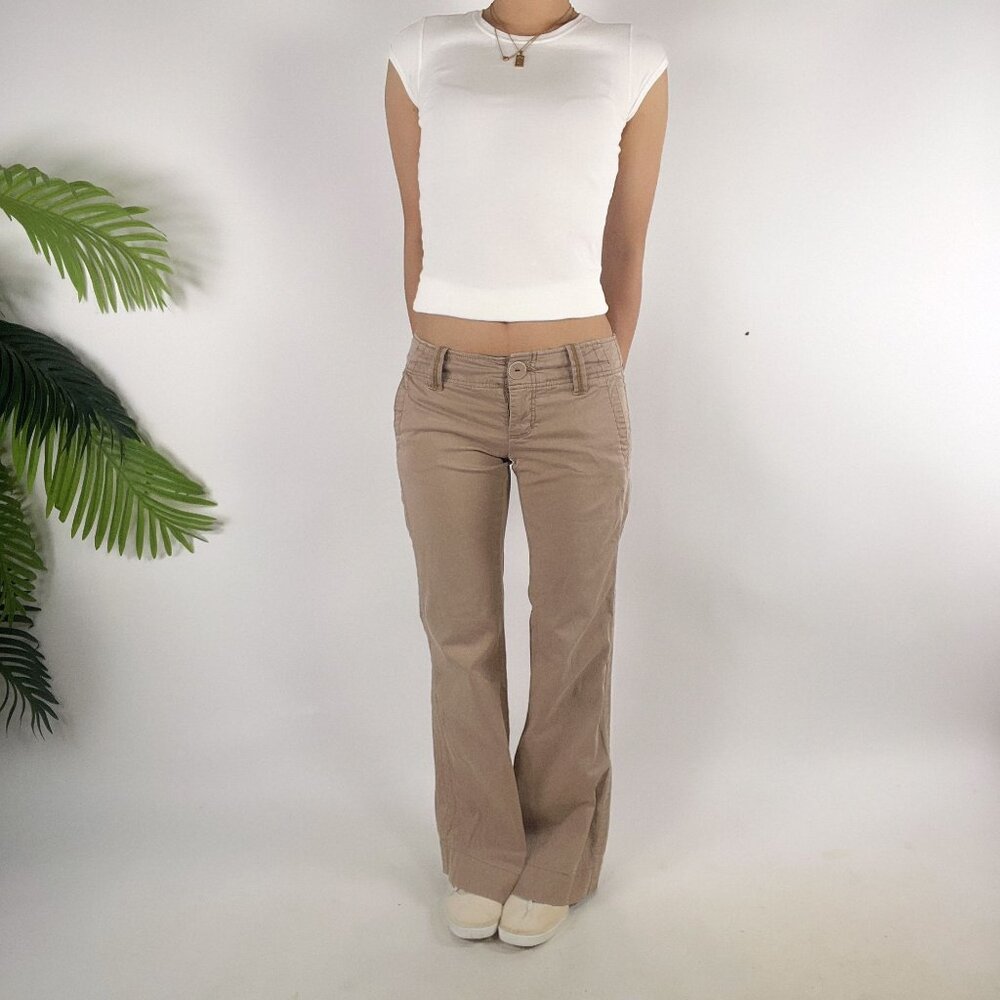 Vintage Y2K American Eagle Khaki Granola Girl Low Rise Bootcut Chino Pants / 0